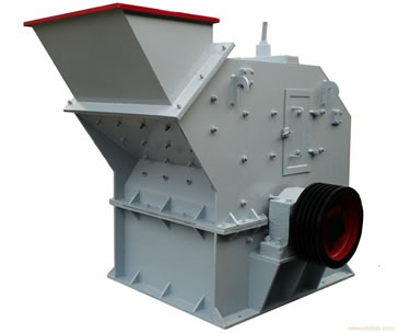 重型錘式破碎機(jī)，巨石破碎機(jī)，大型破碎機(jī)，環(huán)錘式破碎
