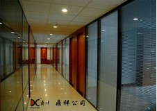 沈陽(yáng)玻璃隔斷哪家好？