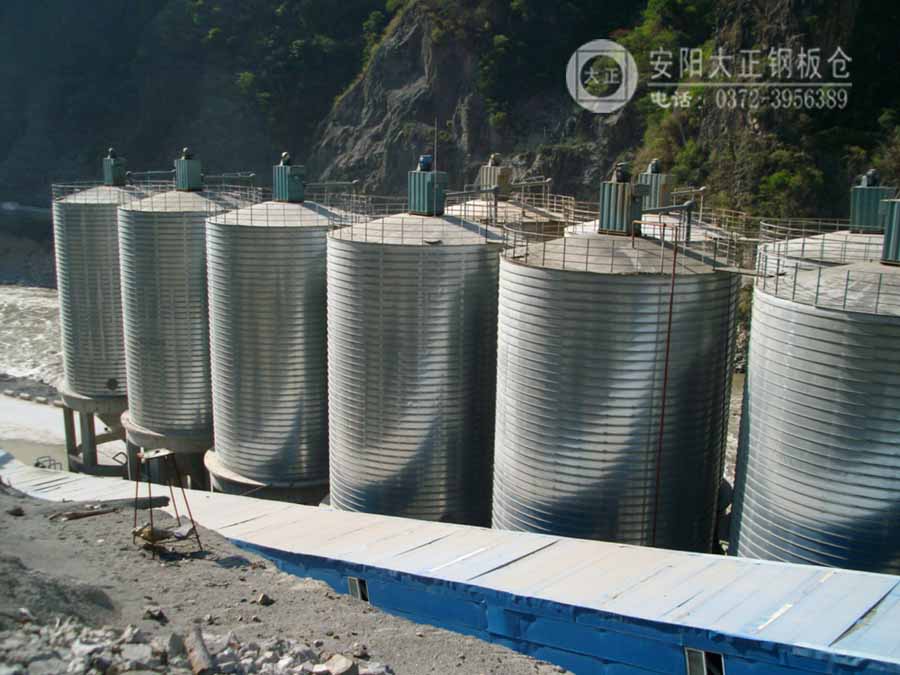 三清山鋼板倉 大正鋼板倉