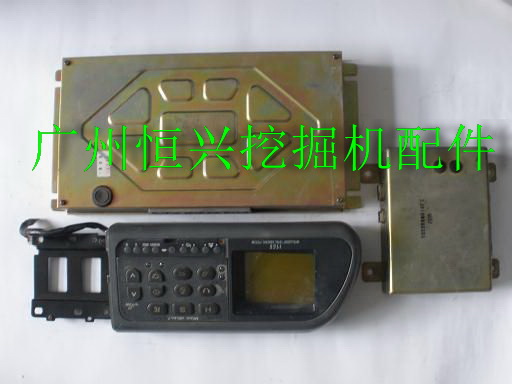 神鋼350-8挖掘機(jī)電腦板