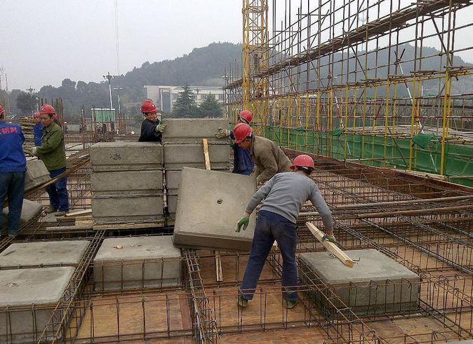 沈陽(yáng)立信達(dá)建材-水泥箱，水泥薄壁箱1