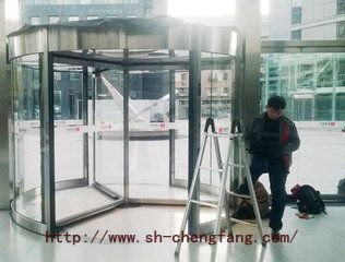 鹽城響水縣旋轉(zhuǎn)門安裝，響水旋轉(zhuǎn)門廠家響水旋轉(zhuǎn)門維修