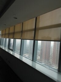 辦公卷簾
