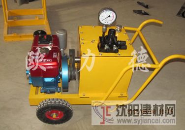 安徽蚌埠 巢湖柴油型液壓劈裂機(jī)報(bào)價(jià)巖石劈裂機(jī)參數(shù)