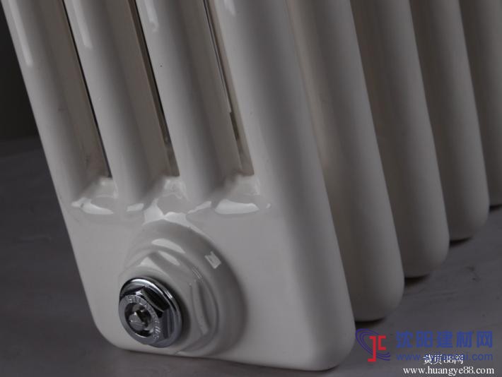 鋼制圓三柱散熱器；45x100；QFGZ309