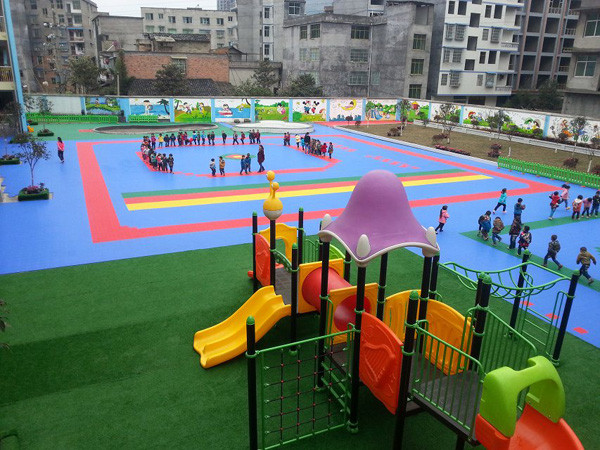 大連幼兒園運動安全地板、人造草坪、懸浮拼裝地板