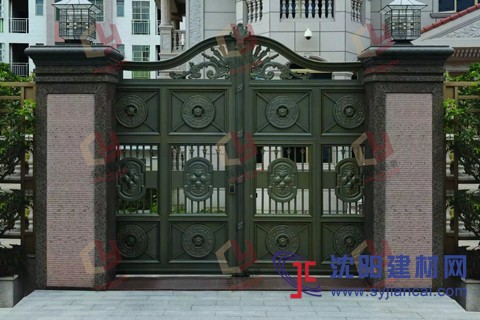 鋁藝大門(mén)