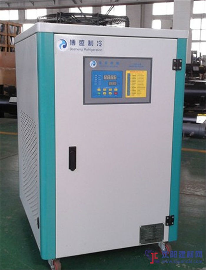 上海工業(yè)冷水機，箱式低溫冷水機