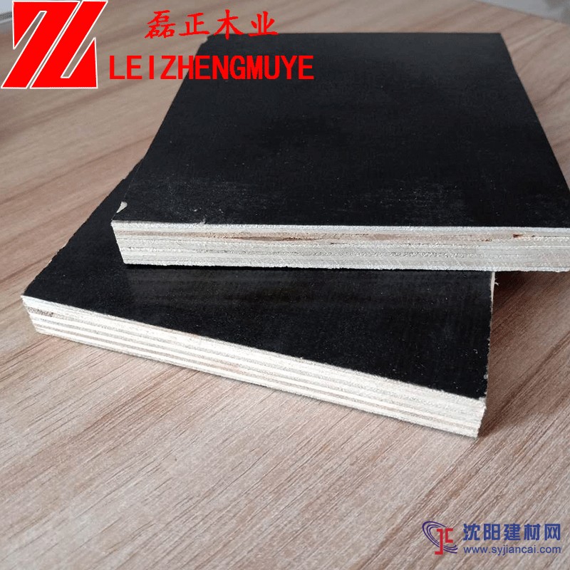 建筑模板楊木模板使用壽命長山東磊正木業(yè)