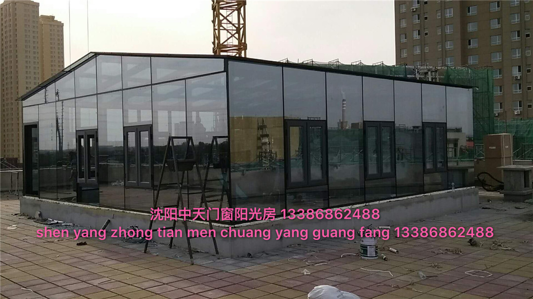 沈陽(yáng)萬(wàn)科金域藍(lán)灣陽(yáng)光房花房私人定制