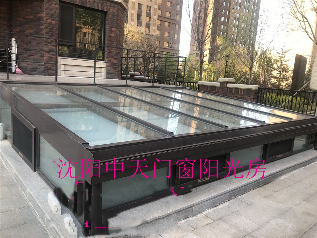 沈陽(yáng)斷橋鋁窗陽(yáng)光房露臺(tái)