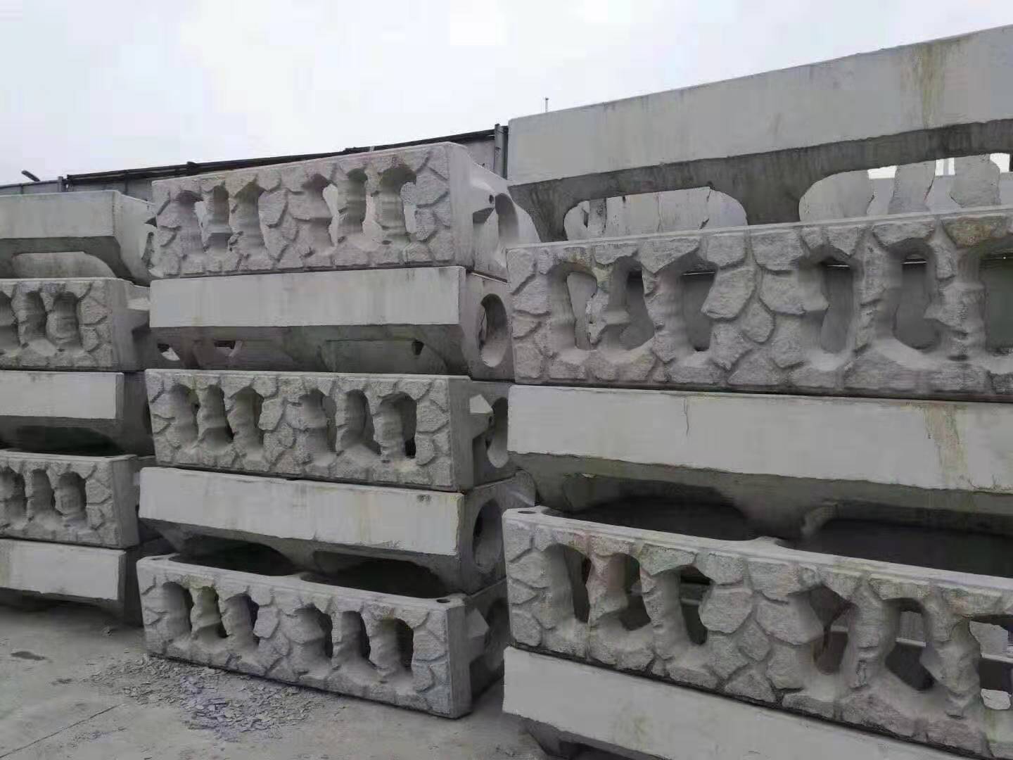 沈陽(yáng)河道護(hù)坡，沈陽(yáng)哪有河道護(hù)坡，河道護(hù)坡價(jià)格