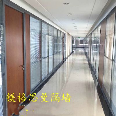 辦公隔斷哪家好，百葉哪家好，
