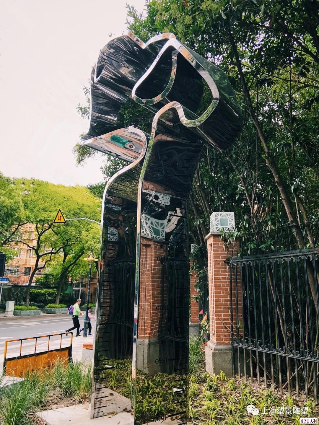 標(biāo)尺，尺子雕塑建造完成
